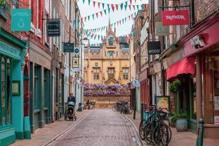Quaint 2 Bed Cottage In The Heart Of Cambridge Εξωτερικό φωτογραφία